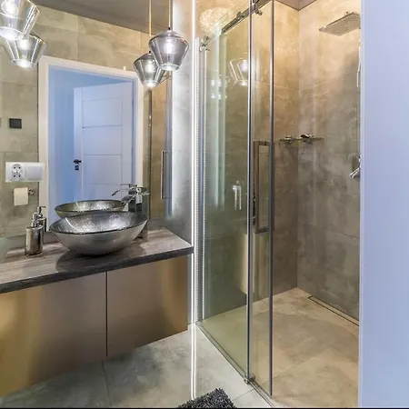 Apartmate- View Comfy By The Sea & Free Gym Gdansk